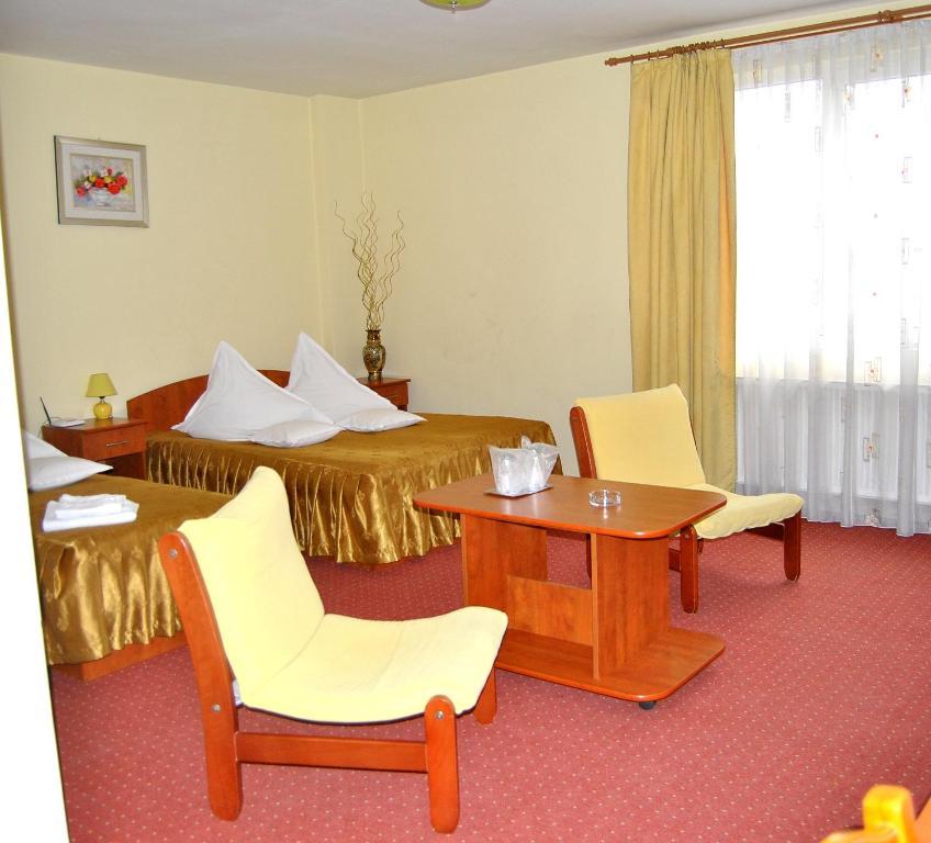 קלוז'-נאפוקה Hotel Delaf מראה חיצוני תמונה