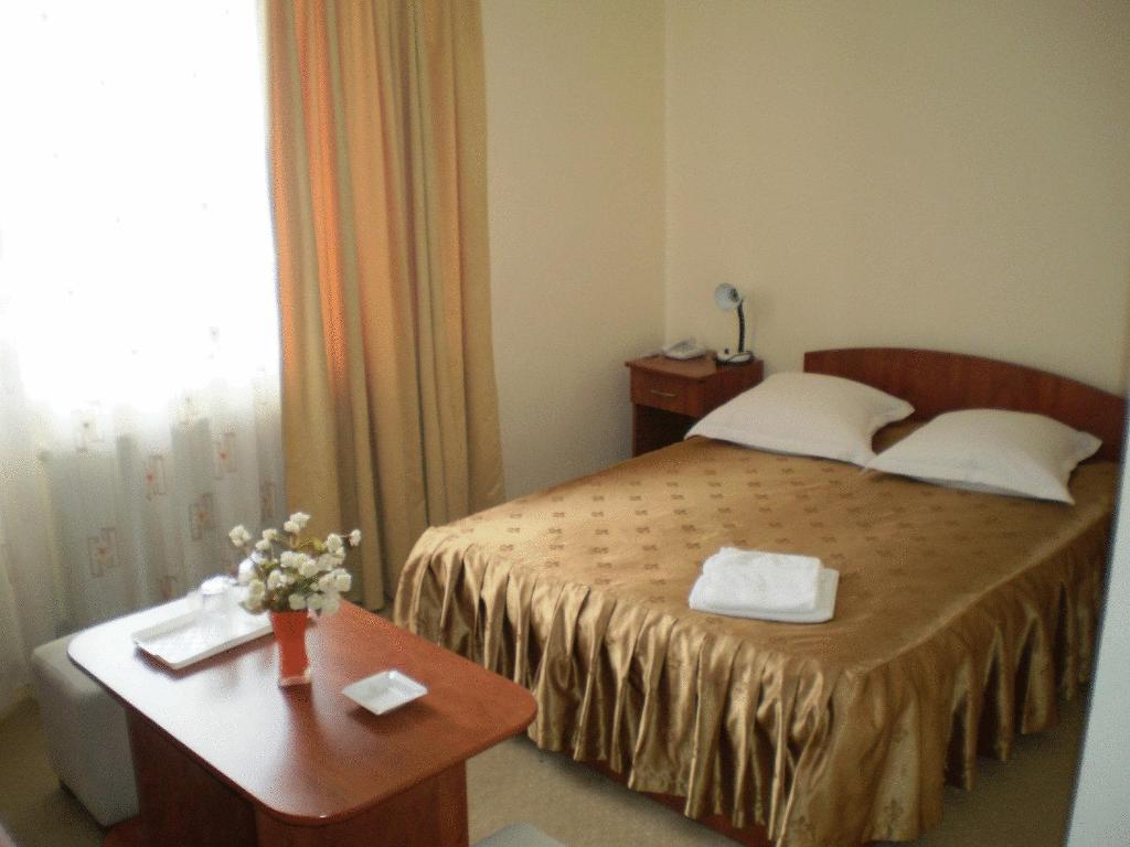 קלוז'-נאפוקה Hotel Delaf מראה חיצוני תמונה